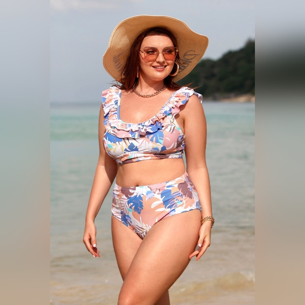 Cupshe Floral Leaf Print Ruffled Tank & High Waist Plus Size Bikini Set